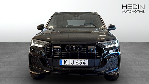 Audi Q7 8 of 22