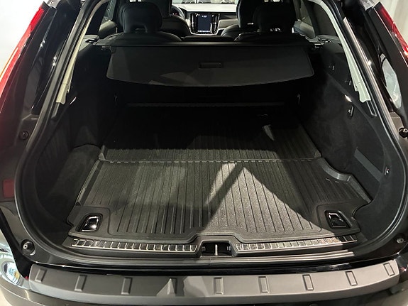 Volvo V90 Cross Country 11 of 20