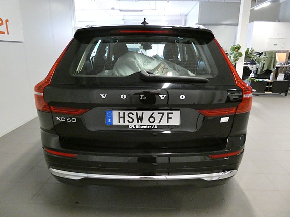 Volvo XC60 5 of 21