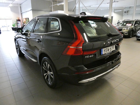 Volvo XC60 6 of 21