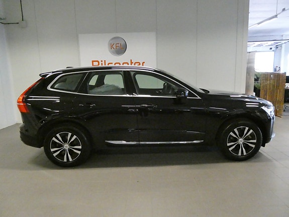 Volvo XC60 3 of 21