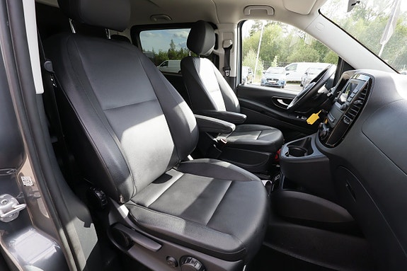 Mercedes-Benz Vito 119 14 of 25