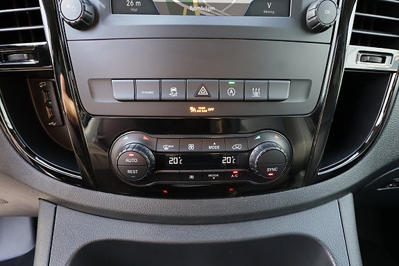 Mercedes-Benz Vito 119 22 of 25