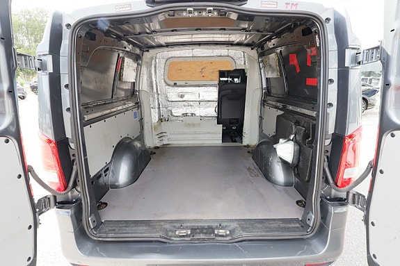 Mercedes-Benz Vito 119 12 of 25