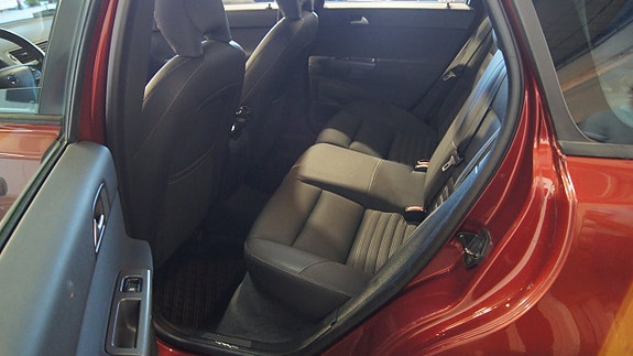 Volvo V50 6 of 10