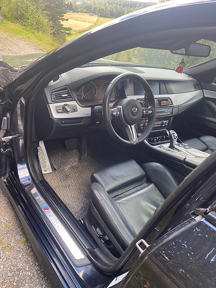 BMW M550d 3 of 3
