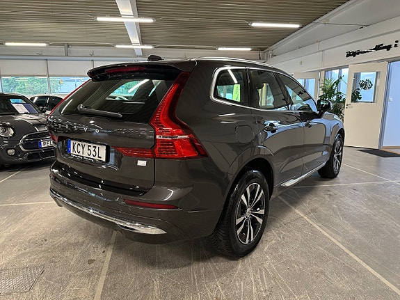 Volvo XC60 3 of 24