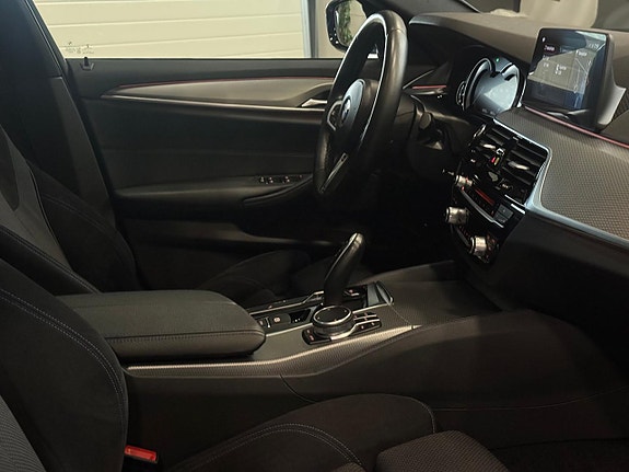 BMW 520d 27 of 28