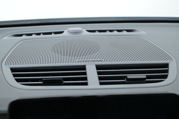 Polestar 2 17 of 27