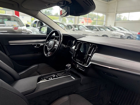 Volvo V90 12 of 22