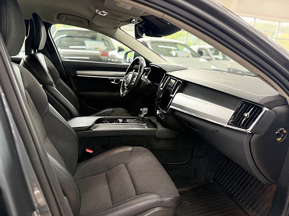 Volvo V90 11 of 22
