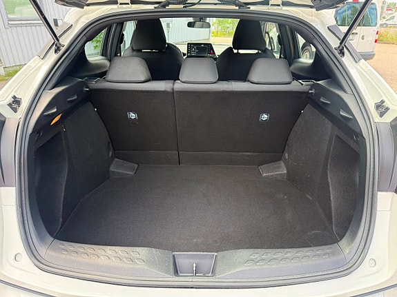 Toyota C-HR 17 of 17