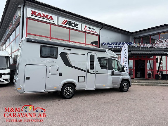 Adria COMPACT SUPREME DL FACE TO FACE 2 of 17