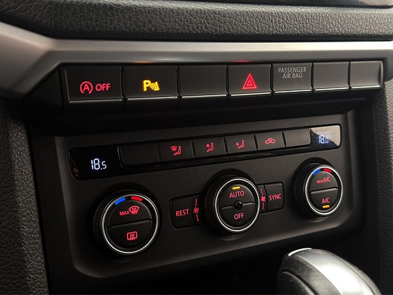 Volkswagen Amarok 24 of 30