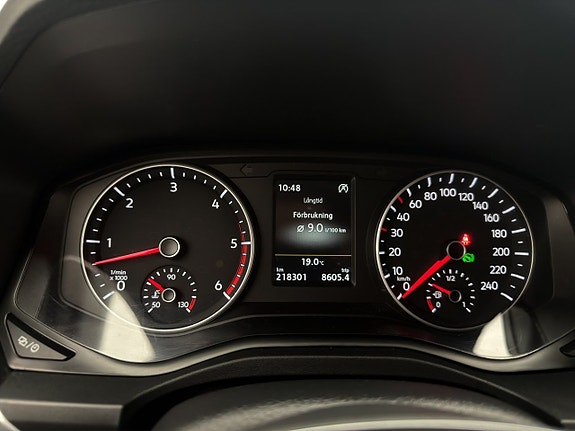 Volkswagen Amarok 20 of 30