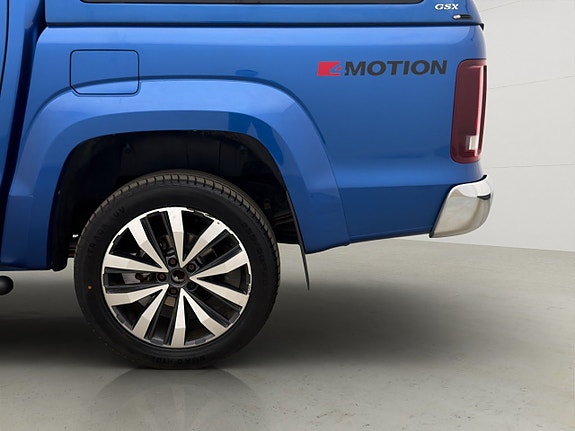 Volkswagen Amarok 30 of 30