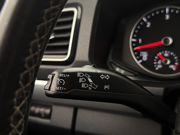 Volkswagen Amarok 18 of 30