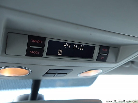 Volkswagen Multivan 18 of 23