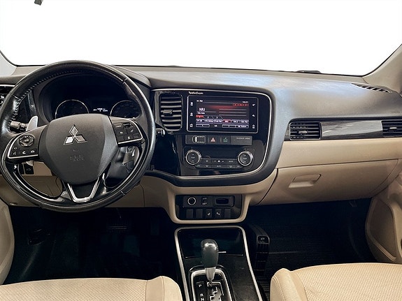 Mitsubishi Outlander 6 of 15