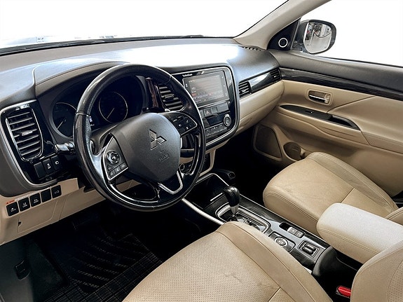 Mitsubishi Outlander 5 of 15