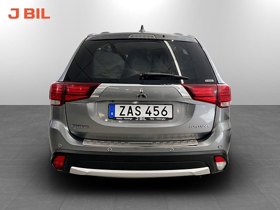 Mitsubishi Outlander 15 of 15