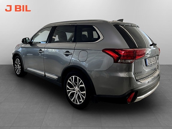 Mitsubishi Outlander 3 of 15