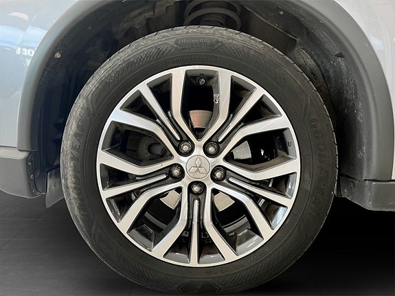 Mitsubishi Outlander 14 of 15