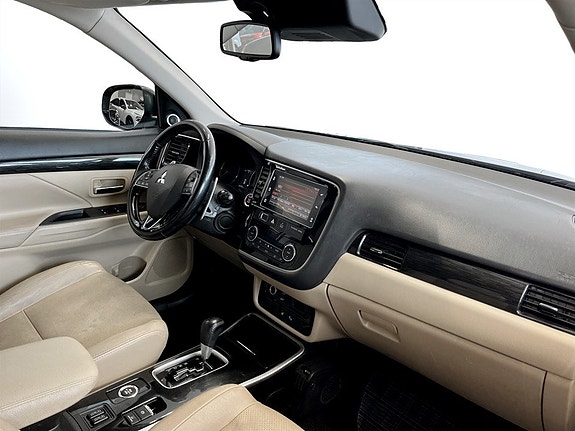 Mitsubishi Outlander 11 of 15