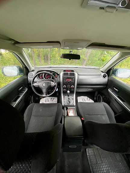 Suzuki Grand Vitara 5 of 5