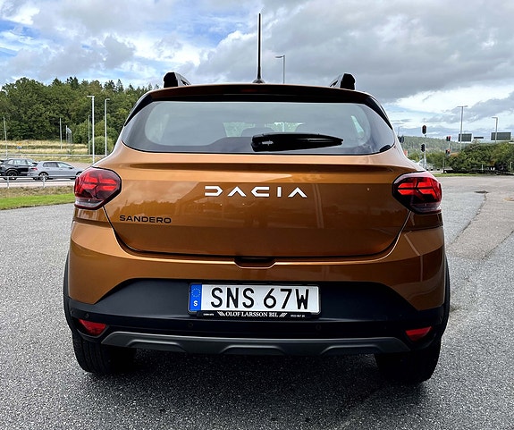Dacia Sandero Stepway 6 of 9