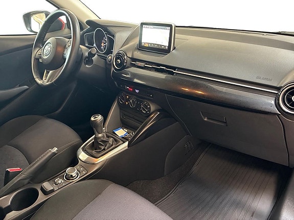 Mazda 2 13 of 20