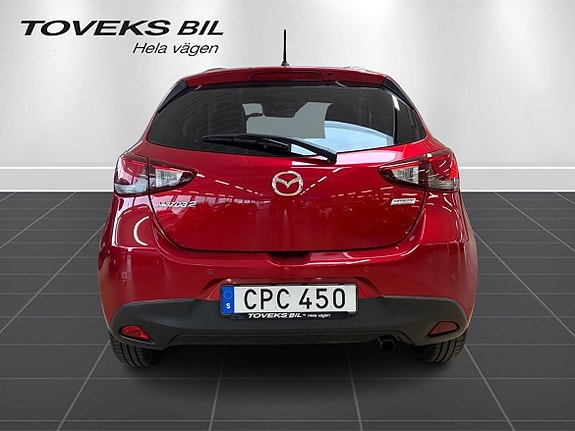 Mazda 2 4 of 20
