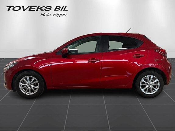 Mazda 2 6 of 20
