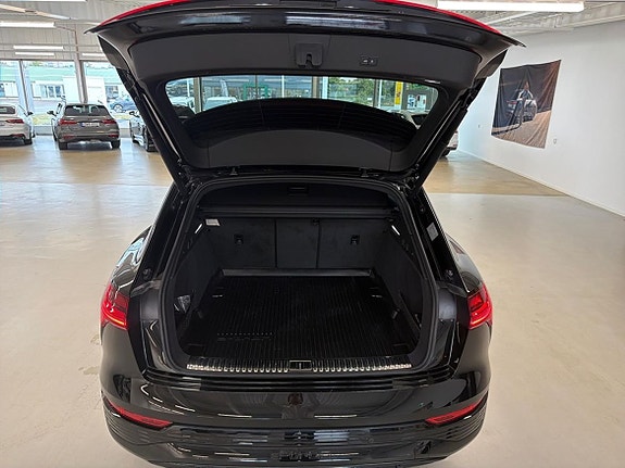 Audi Q8 23 of 26