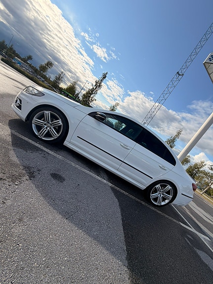 Volkswagen CC 3 of 14