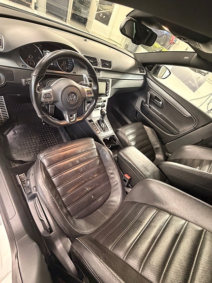Volkswagen CC 4 of 14