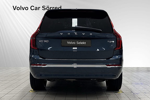 Volvo XC90 5 of 26