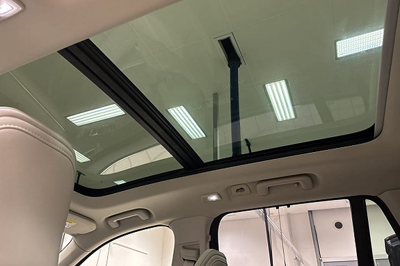 Volvo XC90 23 of 26