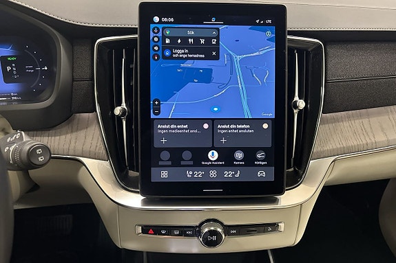 Volvo XC90 13 of 26