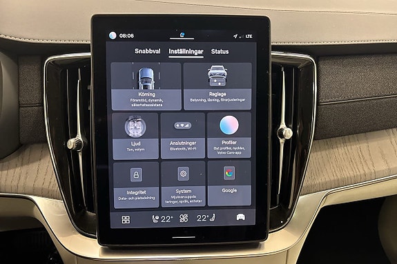 Volvo XC90 17 of 26