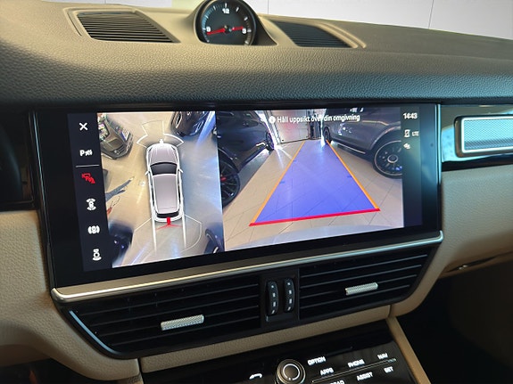 Porsche Cayenne 20 of 29
