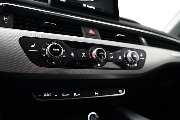 Audi A4 15 of 26