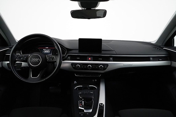Audi A4 8 of 26