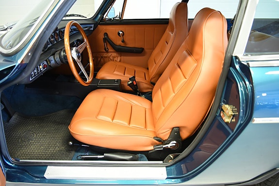 Volvo 1800ES 23 of 30