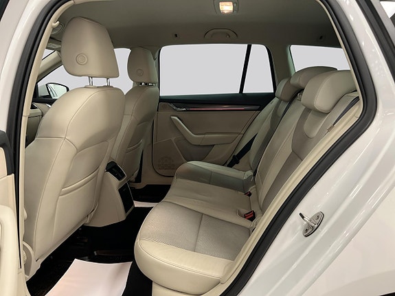 Skoda Octavia 9 of 20
