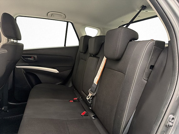 Suzuki S-Cross 21 of 30