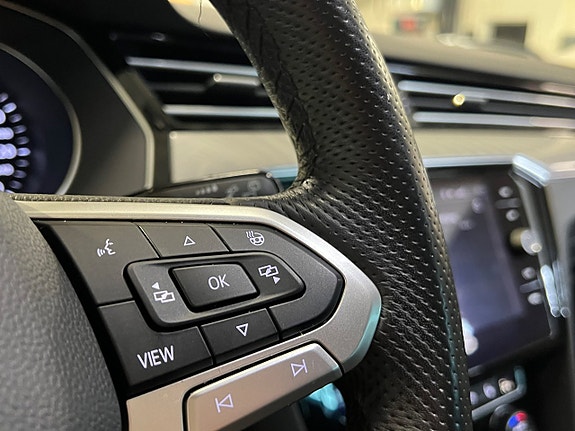 Volkswagen Passat 6 of 18