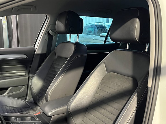 Volkswagen Passat 4 of 18