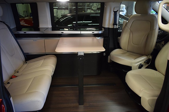 Mercedes-Benz Marco Polo 15 of 26