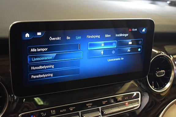 Mercedes-Benz Marco Polo 14 of 26